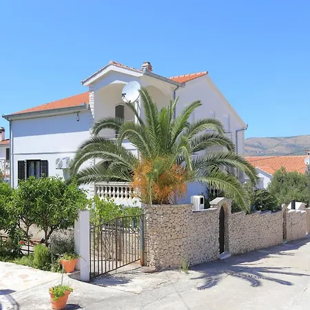 Apartments By The Sea Okrug Gornji, Ciovo - 8625 *