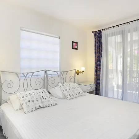 Apartments By The Sea Okrug Gornji, Ciovo - 8625 Trogir