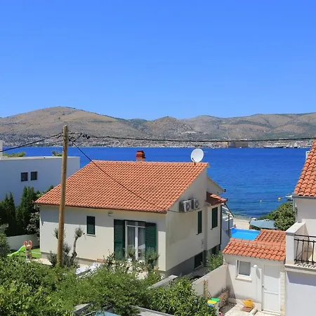 Apartments By The Sea Okrug Gornji, Ciovo - 8625 Apartman *