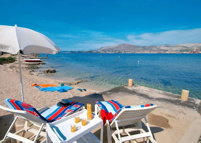 Appartement By The Sea Okrug Gornji, Ciovo - 8625 *